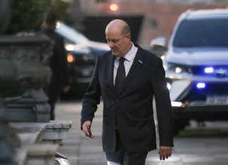 Sturzenegger defendió la fallida modificación a la Ley de Tierras: “Era elegir entre el miedo y la prosperidad”
