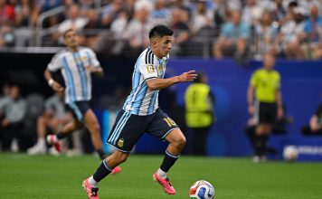 Thiago Almada llegó a la Argentina para sumarse a River Plate
