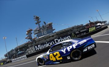 El argentino que busca hacer historia en la NASCAR y la chance de una carrera en nuestro país: “Quieren venir”