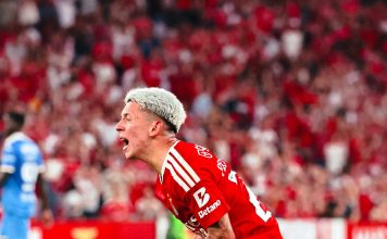El golazo a lo Messi de Gianluca Prestianni con el que selló la remontada del Benfica