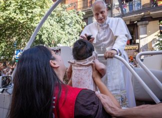 El Papa León XIV respaldó una agenda de seis proyectos para enfrentar la inteligencia artificial y la crisis social en las Américas