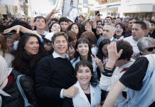 En un clima atravesado por la interna, Kicillof y el kirchnerismo marcharon por la Noche de los Lápices