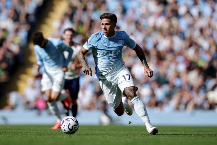 Enzo Fernández debutó en el Manchester City, participó en el gol del triunfo y se ganó la ovación de los fanáticos