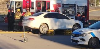 Iba a trabajar en bicicleta y murió atropellada por un automóvil, el conductor estaba ebrio
