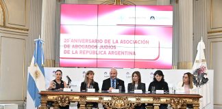 La Asociación de Abogados Judíos de la República Argentina celebró sus 20 años con un reconocimiento de la Legislatura porteña, ante jueces y legisladores