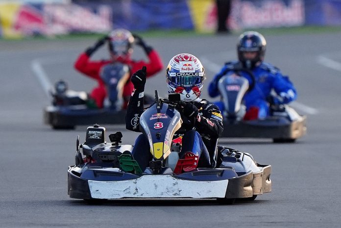 La impresionante remontada de Max Verstappen en una exótica carrera ante 100 competidores: superó a 80 rivales en tres vueltas