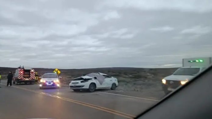 Neuquén: una mujer murió tras volcar con su automóvil en la Ruta Nacional 237, viajaba con sus padres y su hijo de dos años