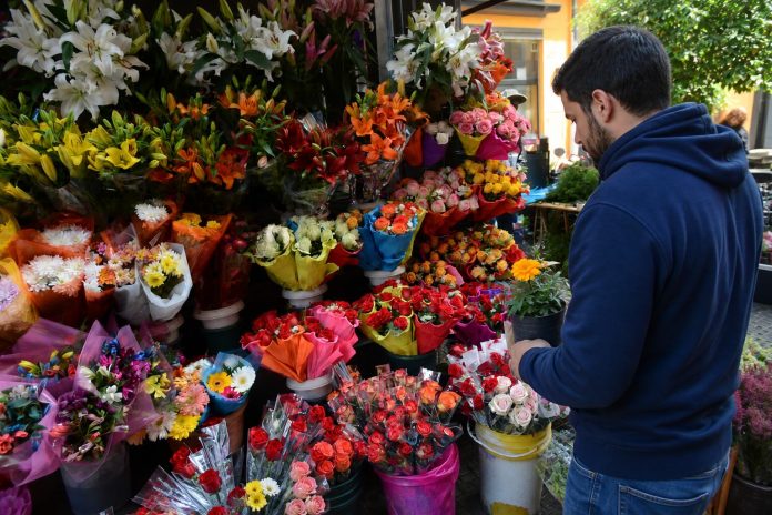 Primavera 2026: cuánto cuesta regalar flores y cuáles son las alternativas más económicas