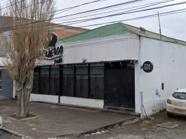 Santa Cruz: un hombre dejó a su hija de 7 años encerrada en el auto durante tres horas para ir a un boliche