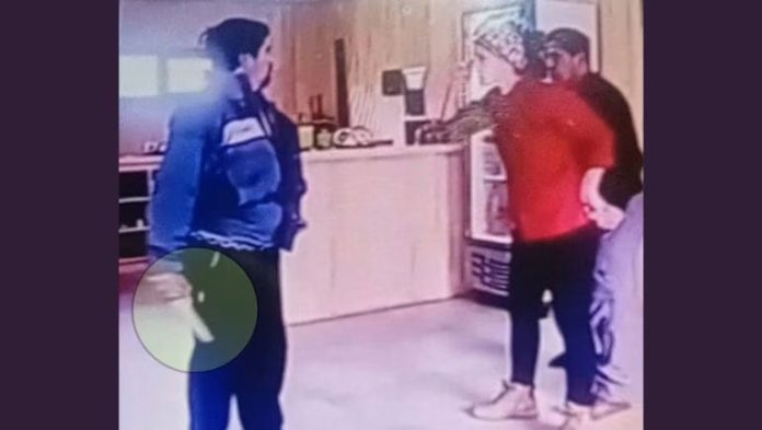 Se conocieron imágenes de la violenta pelea entre el intendente de un pueblo de Neuquén y su antecesor