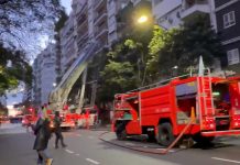 Se incendia un edificio de 13 pisos en el barrio de Recoleta