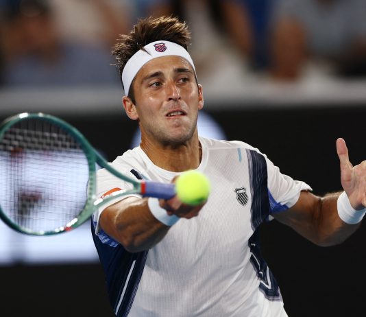 Tomás Etcheverry venció a Mariano Navone en el duelo de argentinos y avanzó a los octavos de final del US Open
