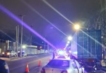 Un hombre murió en Córdoba al chocar con su automóvil contra un camión estacionado