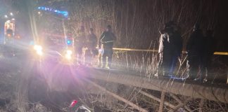 Un niño de 4 años era intensamente buscado en Río Negro: el auto en el que viajaba con sus padres cayó a un canal de riego