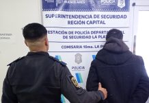 Video: robó una moto, se fracturó la pierna y terminó detenido tras pedirle ayuda a un camionero