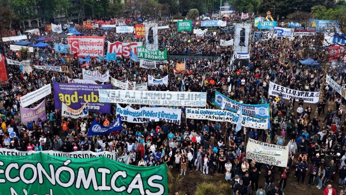Conflicto universitario: convocaron a un nuevo paro nacional por una semana