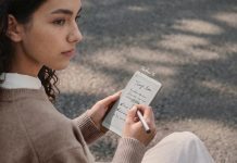 Del lector de ebooks elegido entre lo mejor del año, al modelo que parece un celular de tinta electrónica