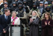Karina Milei gana protagonismo: cerró la primera etapa de traslados de reclusos de Devoto y espera una definición del papa León XIV