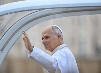 La UBA otorgará el título de doctor Honoris Causa al Papa León XIV en su visita a la Argentina