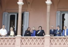 Milei reunió a su Gabinete, evitó hablar del triunfo de Lula, pero desafió: “Los argentinos elegirán entre el partido de la libertad vs. el del Estado y el pasado”