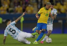 Neymar celebró el pase de Boca Juniors a la final de la Copa Sudamericana: el guiño a Paredes y su diputa personal detrás del festejo