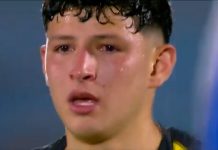 Tuvo un gesto de fair play, el público lo abucheó, sus compañeros le recriminaron y terminó llorando