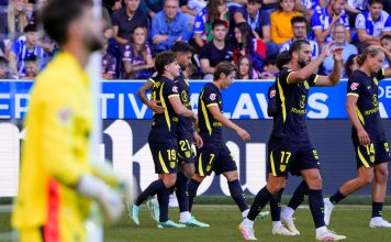 Una brutal patada a Julián Álvarez que terminó en roja y el cabezazo agónico del Cuti Romero: Atlético Madrid ganó y pelea por la cima